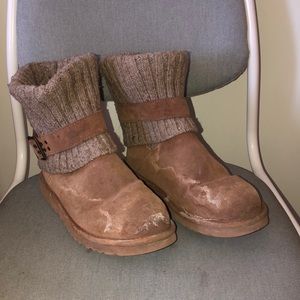 3/$25 🎉 Size 8 Ugg Boots